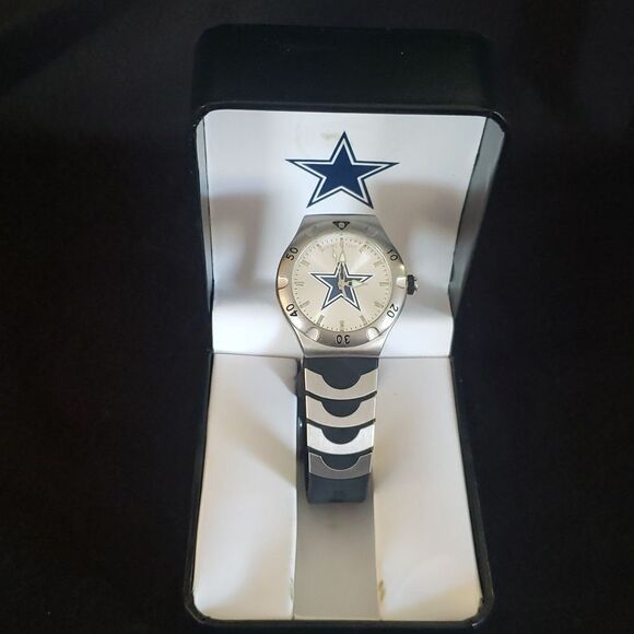 New in Box Game Time Dallas Cowboys Quartz Analog Watch w/ Stainless Steel Back - Picture 2 of 9